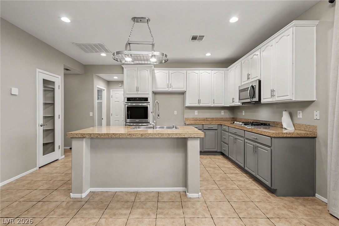 9052 Black Elk Avenue Property Photo 11
