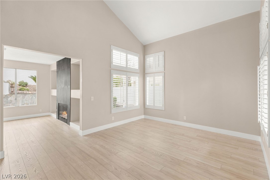 1870 Desert Forest Way Property Photo 4