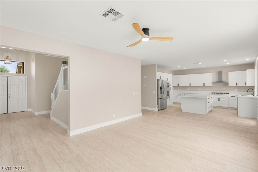 1870 Desert Forest Way Property Photo 7