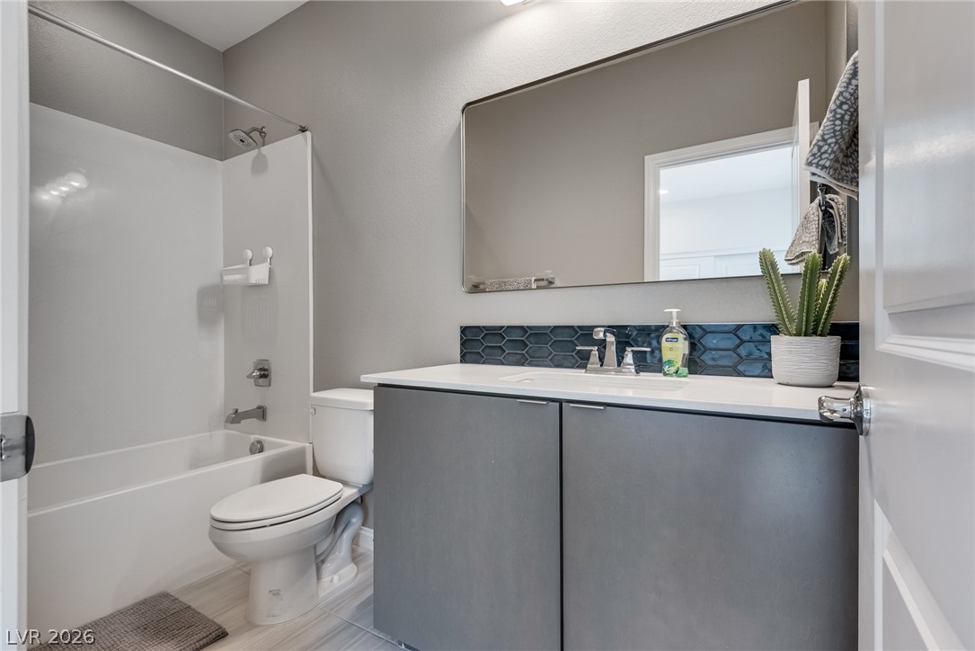 11552 Fleet Wing Avenue Property Photo 11