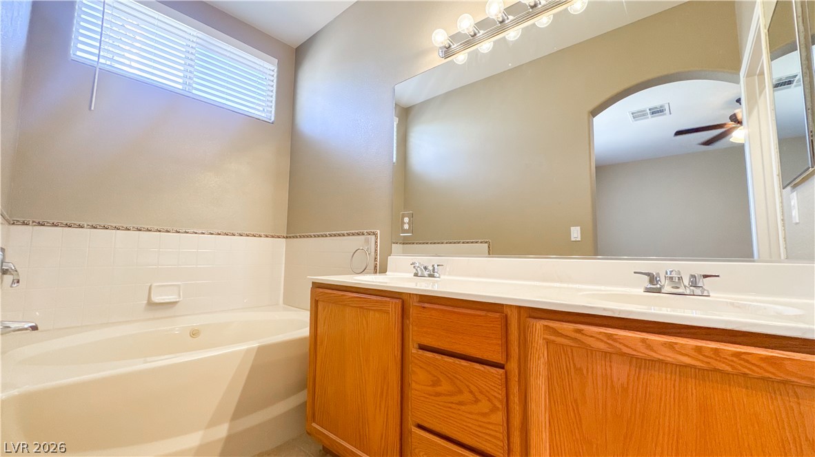 10724 Windrose Point Avenue Property Photo 27