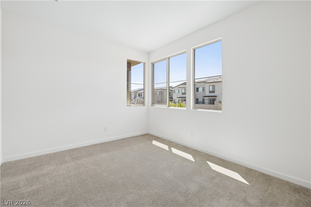 10432 Radley Avenue Property Photo 9