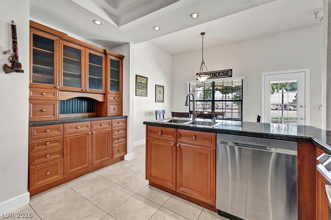 5520 Singing Hills Drive Property Photo 18