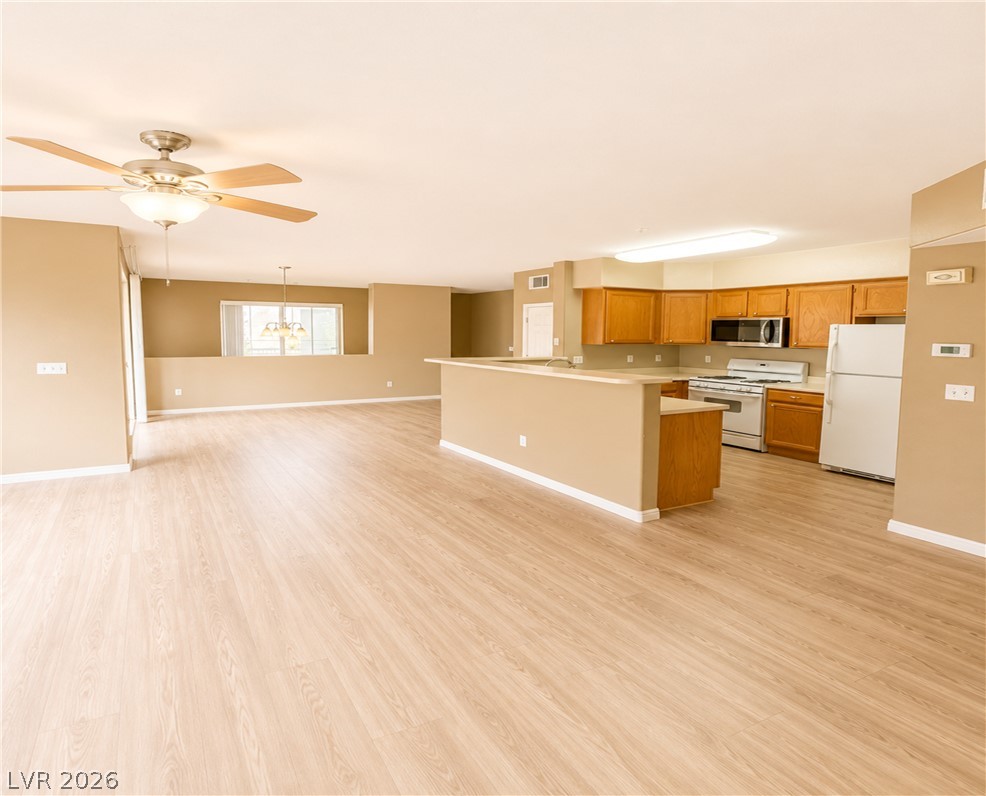 7127 South Durango Drive 203 Property Photo 6