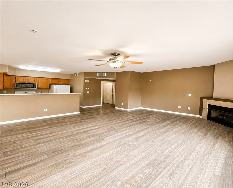 7127 South Durango Drive 203 Property Photo 7
