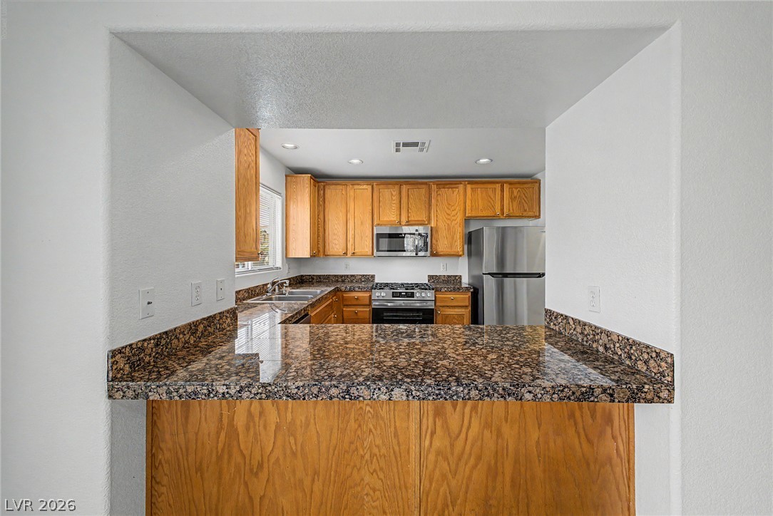 6921 Graceful Cloud Avenue Property Photo 8