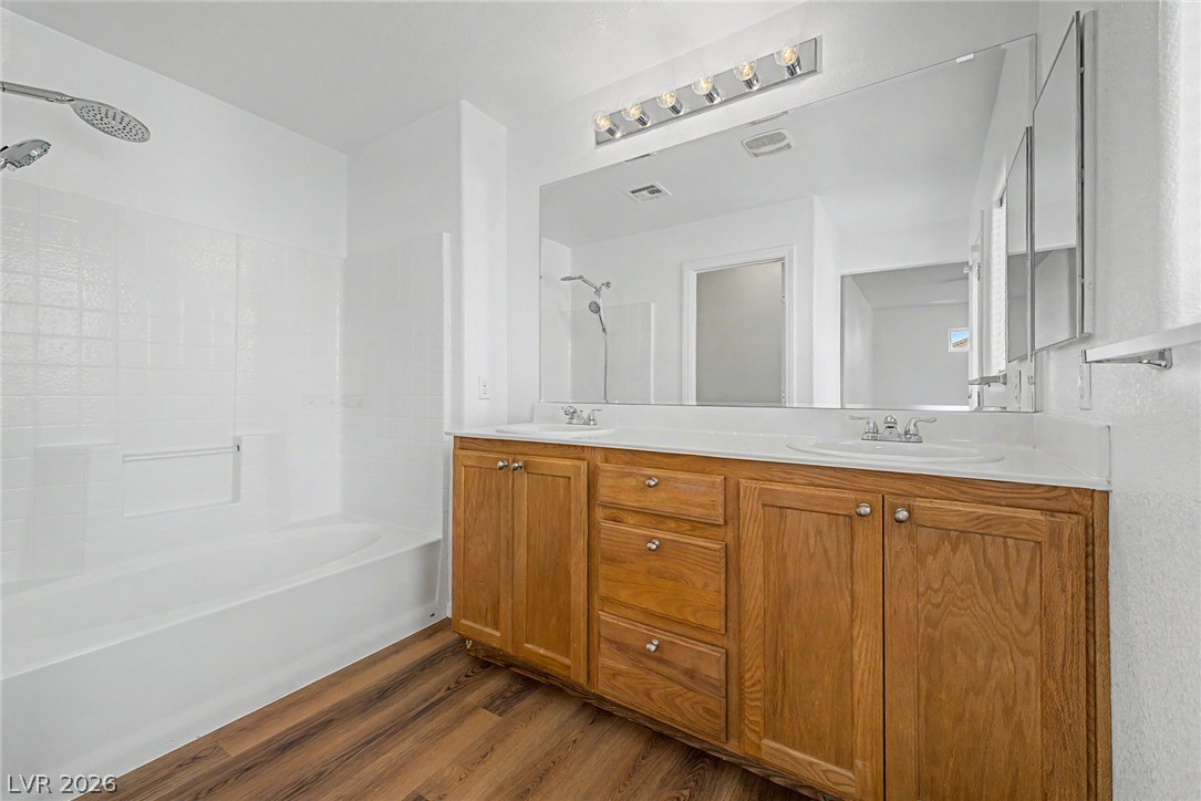 6921 Graceful Cloud Avenue Property Photo 13