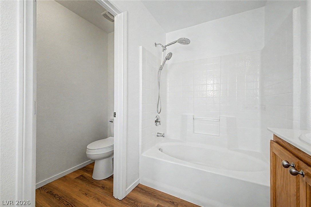6921 Graceful Cloud Avenue Property Photo 14