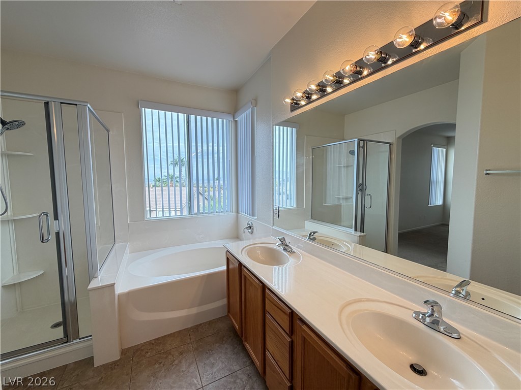 10720 Woodlore Place Property Photo 7