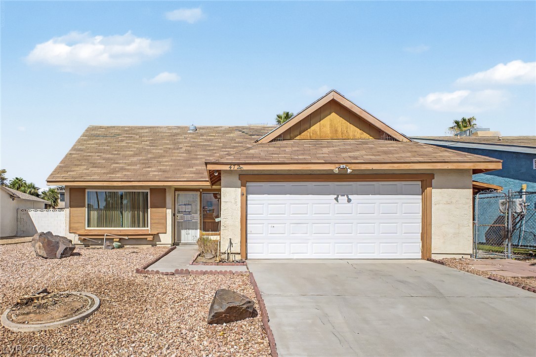 4725 Lake Place Property Photo 1