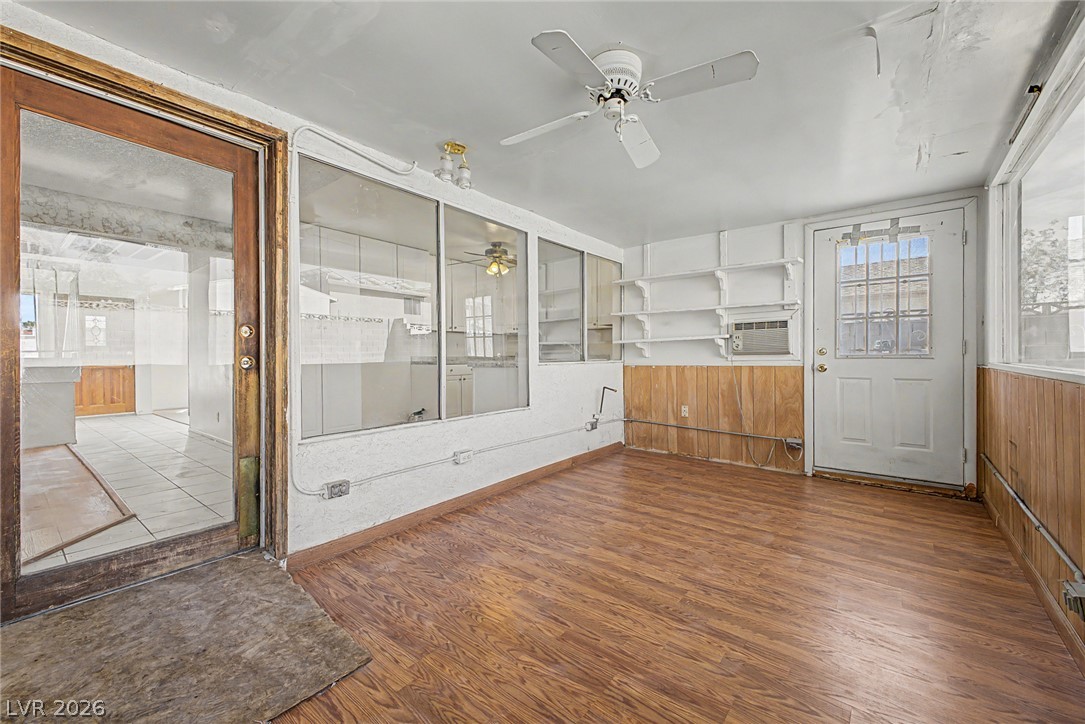 4725 Lake Place Property Photo 14