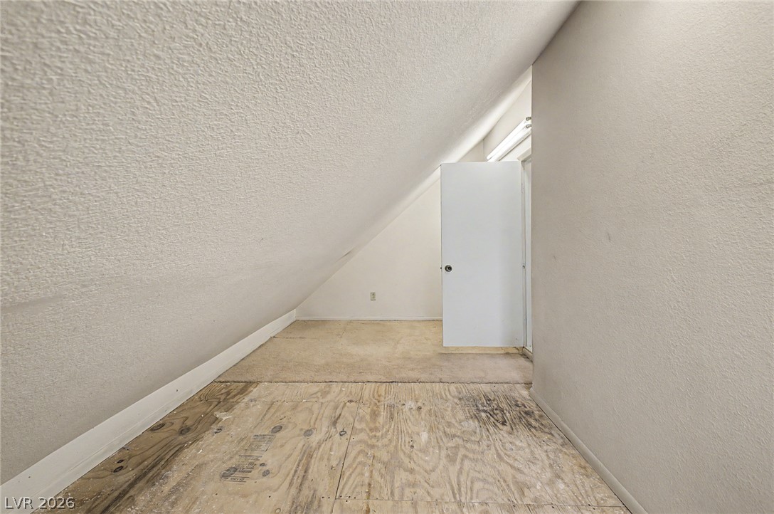4725 Lake Place Property Photo 28