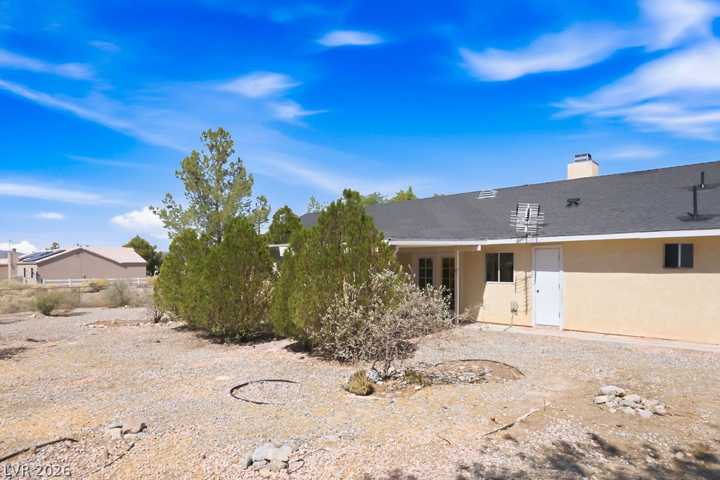 819 Mount Charleston Drive Property Photo 11