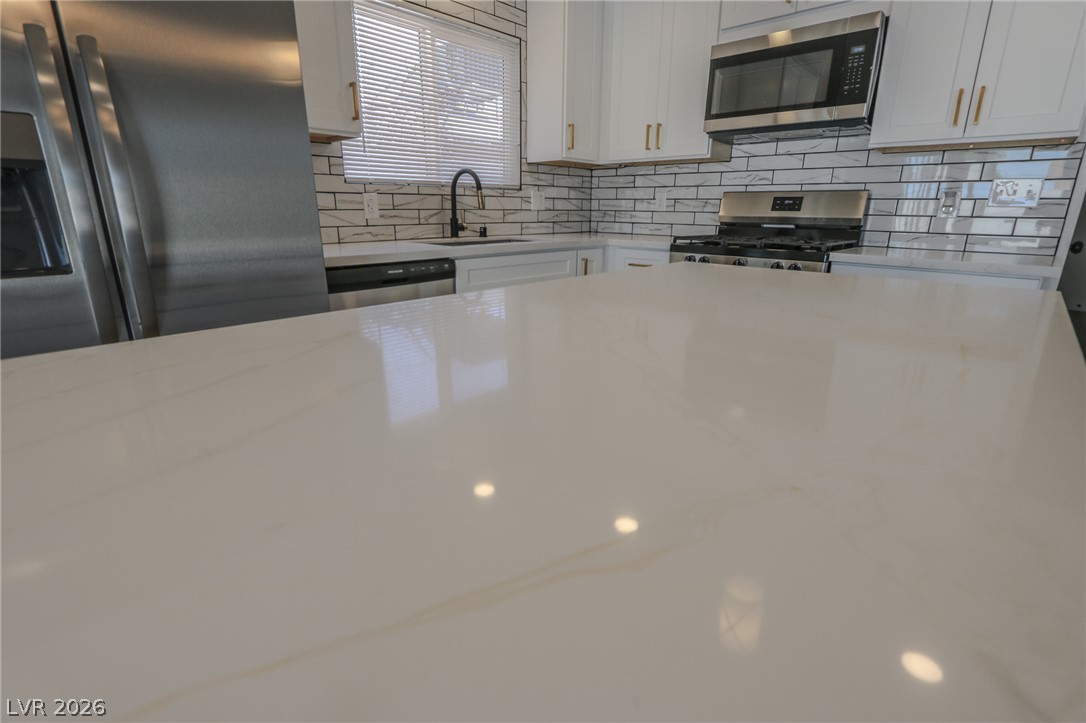 5157 San Anselmo Street Property Photo 10