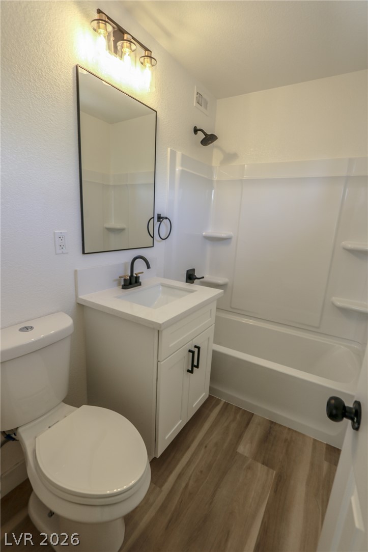 5157 San Anselmo Street Property Photo 15