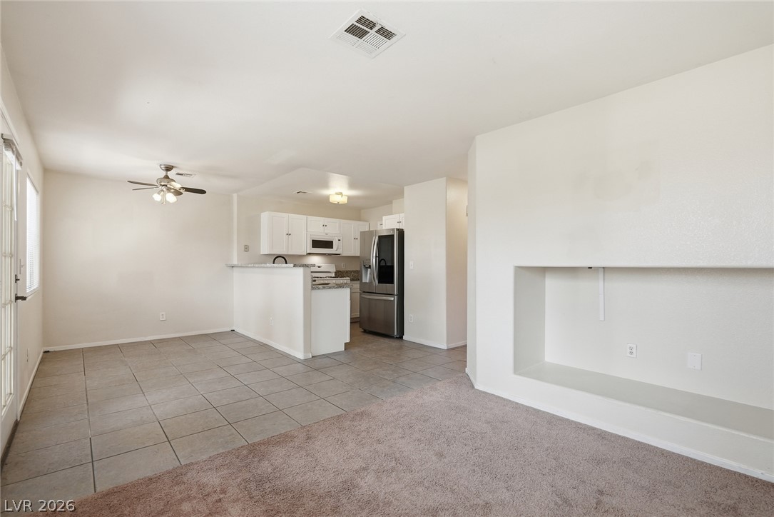 2520 Sierra Luna Avenue 102 Property Photo 6