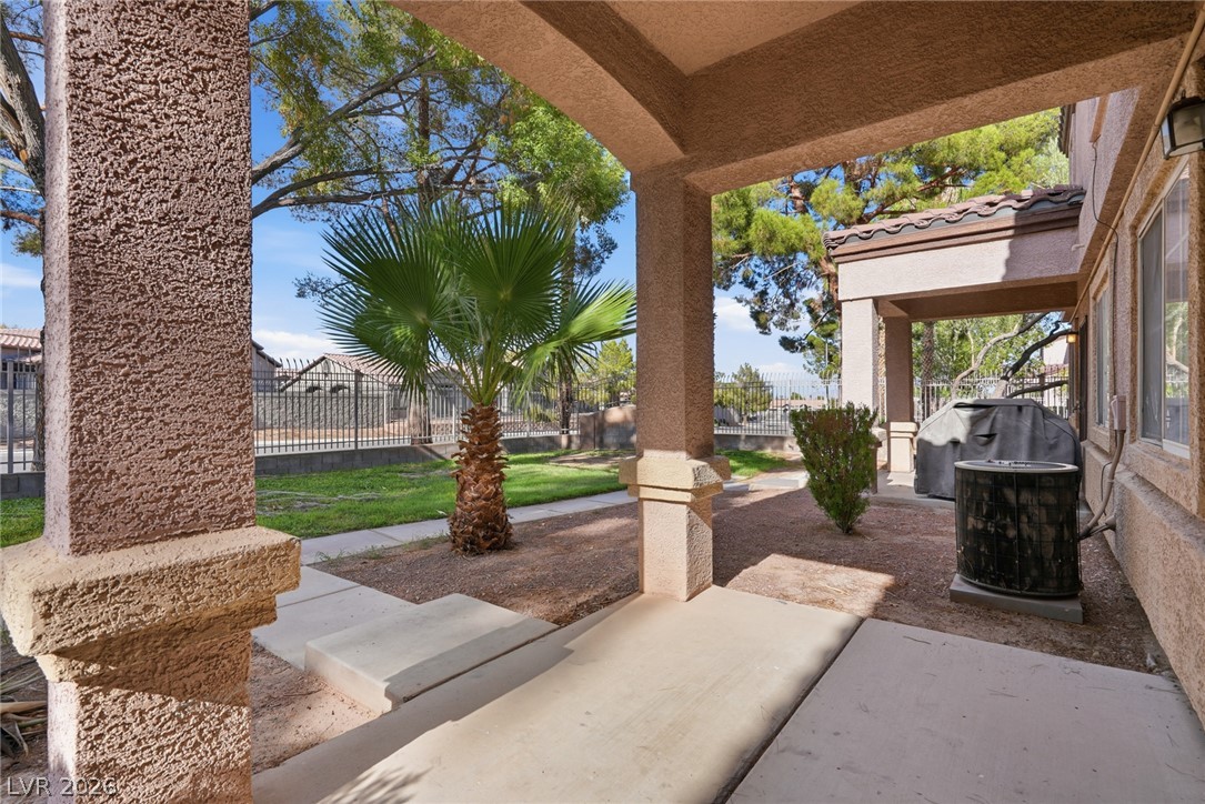 2520 Sierra Luna Avenue 102 Property Photo 23
