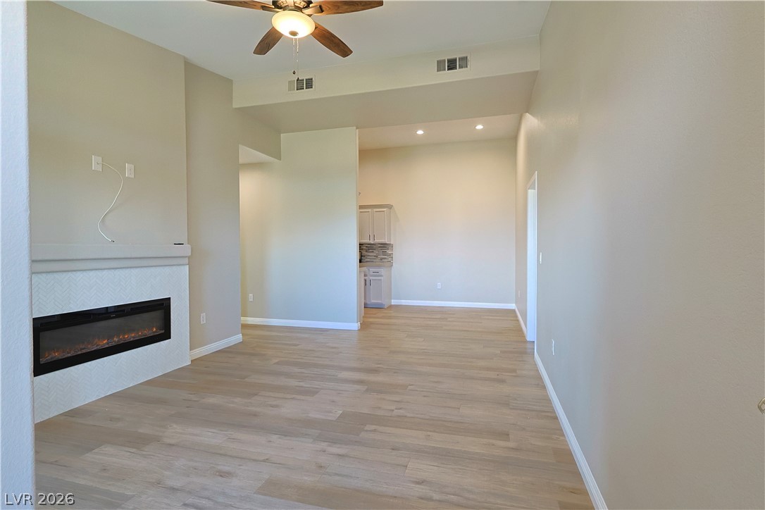 3504 Desert Cliff Street 202 Property Photo 5