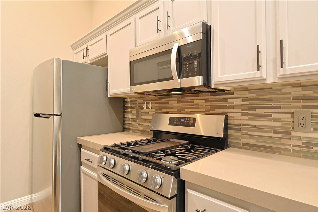 3504 Desert Cliff Street 202 Property Photo 11