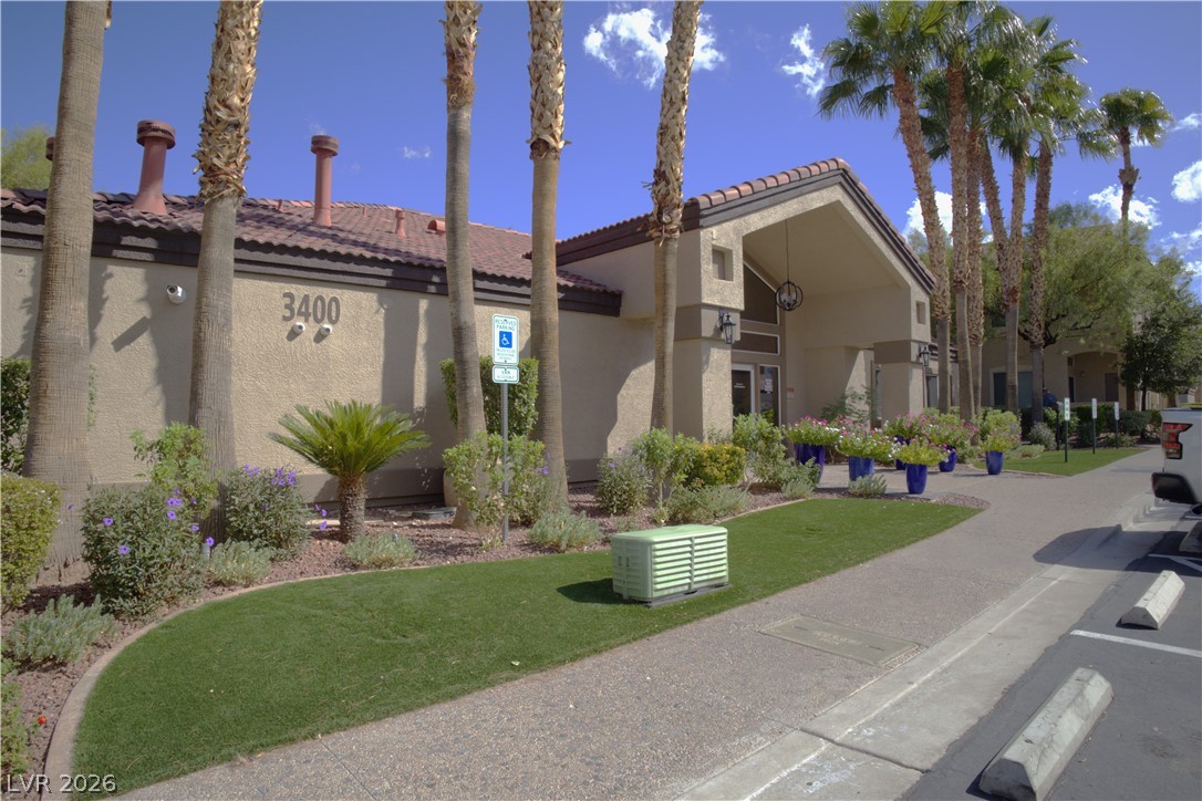 3504 Desert Cliff Street 202 Property Photo 28