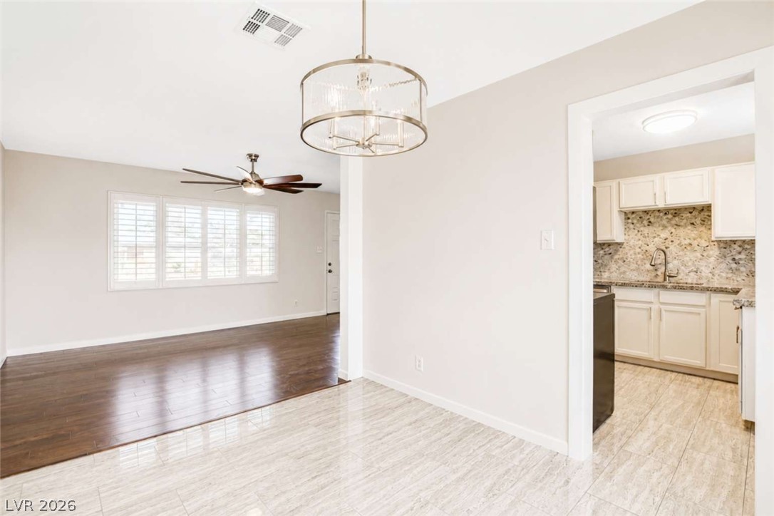 1932 Hassett Avenue Property Photo 6