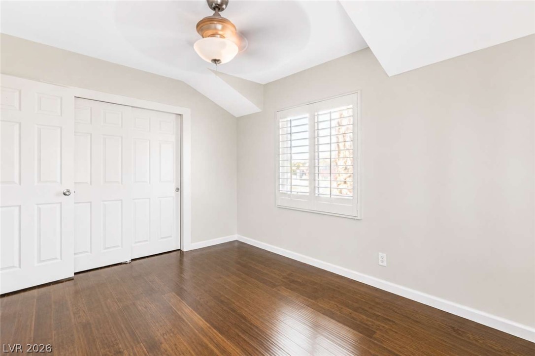 1932 Hassett Avenue Property Photo 15