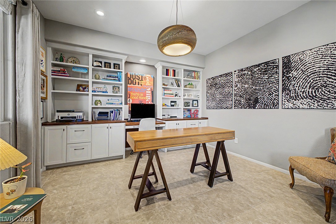 3939 Catlyn Woods Avenue Property Photo 15