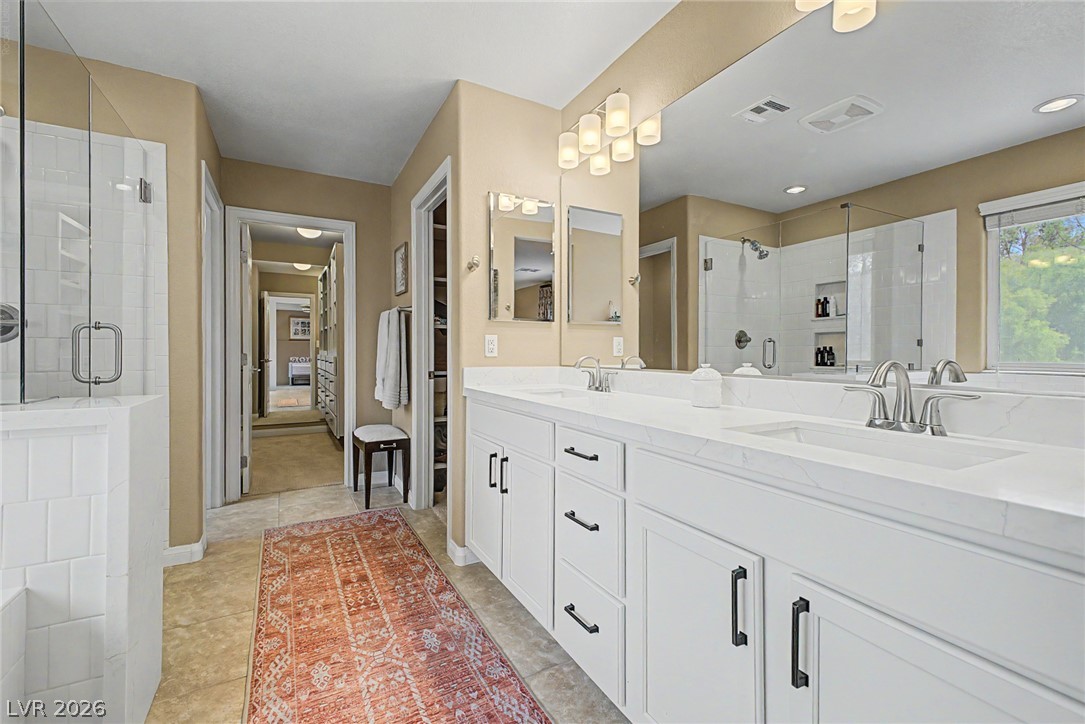 3939 Catlyn Woods Avenue Property Photo 24
