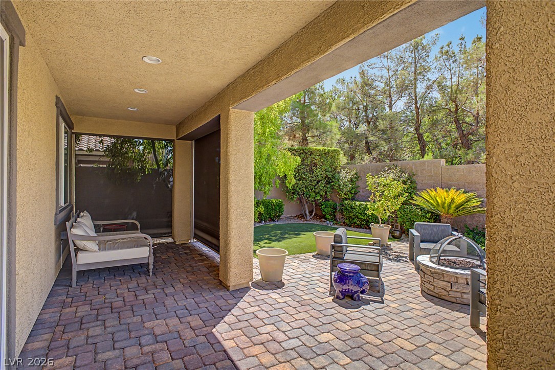 3939 Catlyn Woods Avenue Property Photo 40