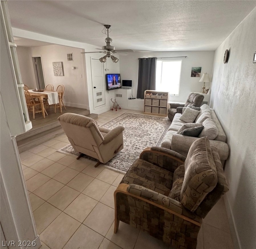 5181 North Tioga Way Property Photo 5