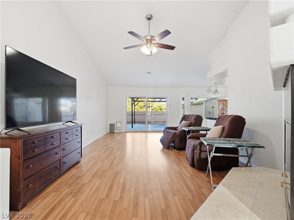 924 Sitting Bull Drive Property Photo 13