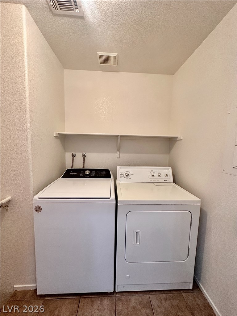 2053 Turquoise Ridge Street 202 Property Photo 9
