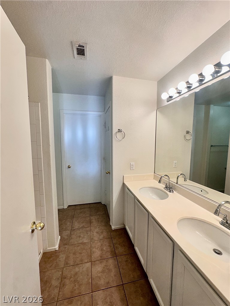 2053 Turquoise Ridge Street 202 Property Photo 13