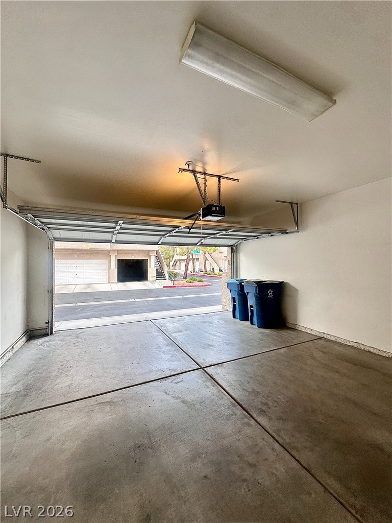 2053 Turquoise Ridge Street 202 Property Photo 16
