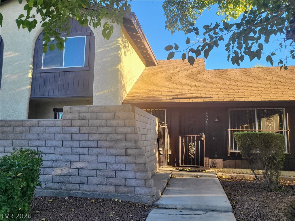 4525 Buena Vista Drive Property Photo 3