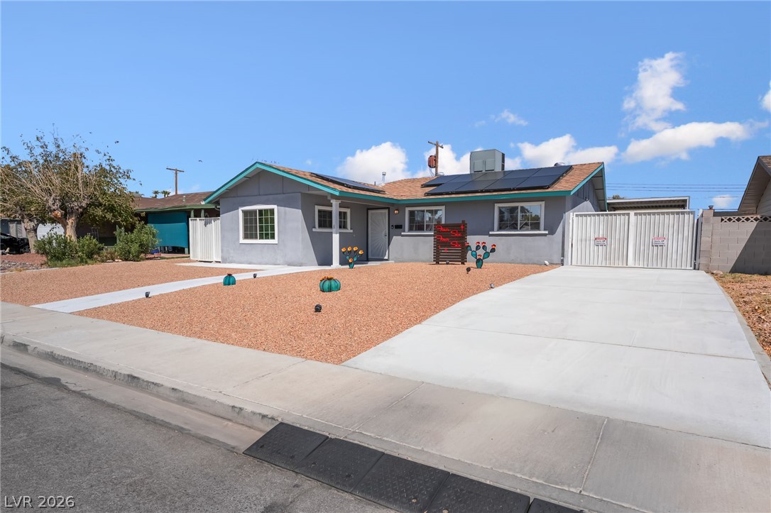 4646 Dennis Way Property Photo 1