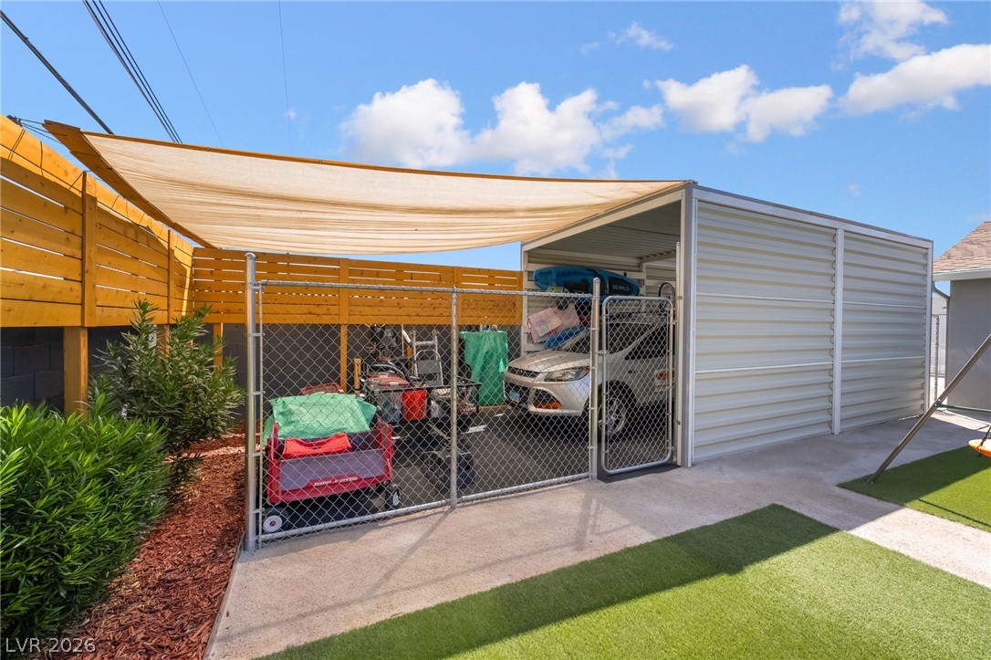 4646 Dennis Way Property Photo 47