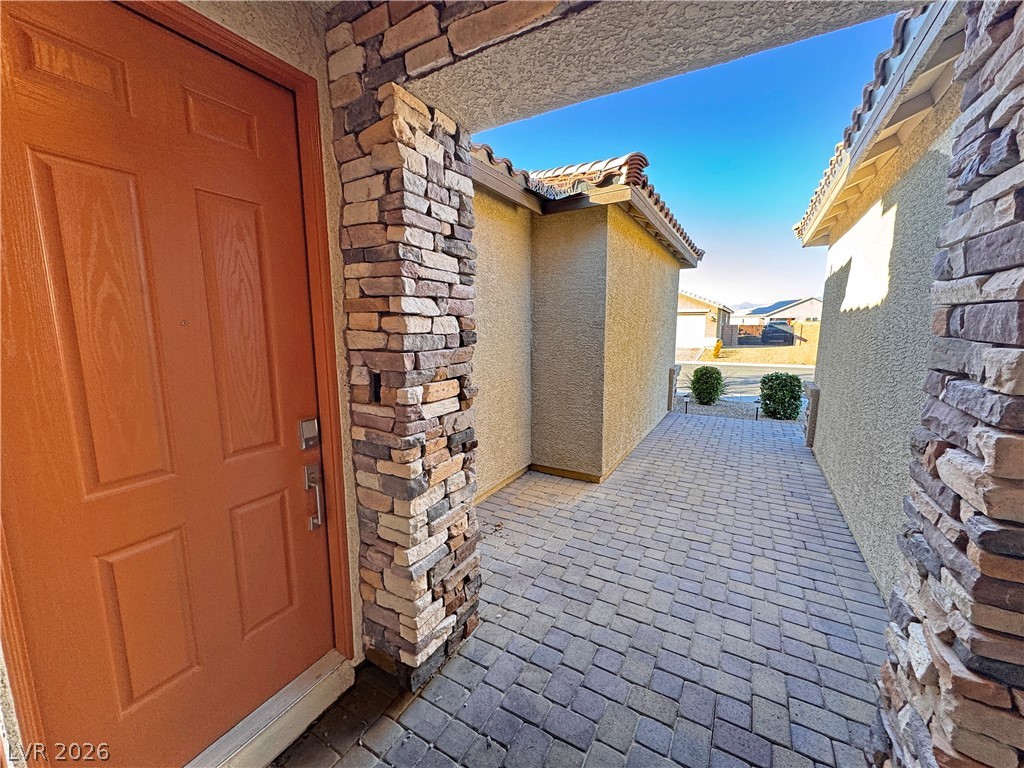 2697 Blossom Avenue Property Photo 2