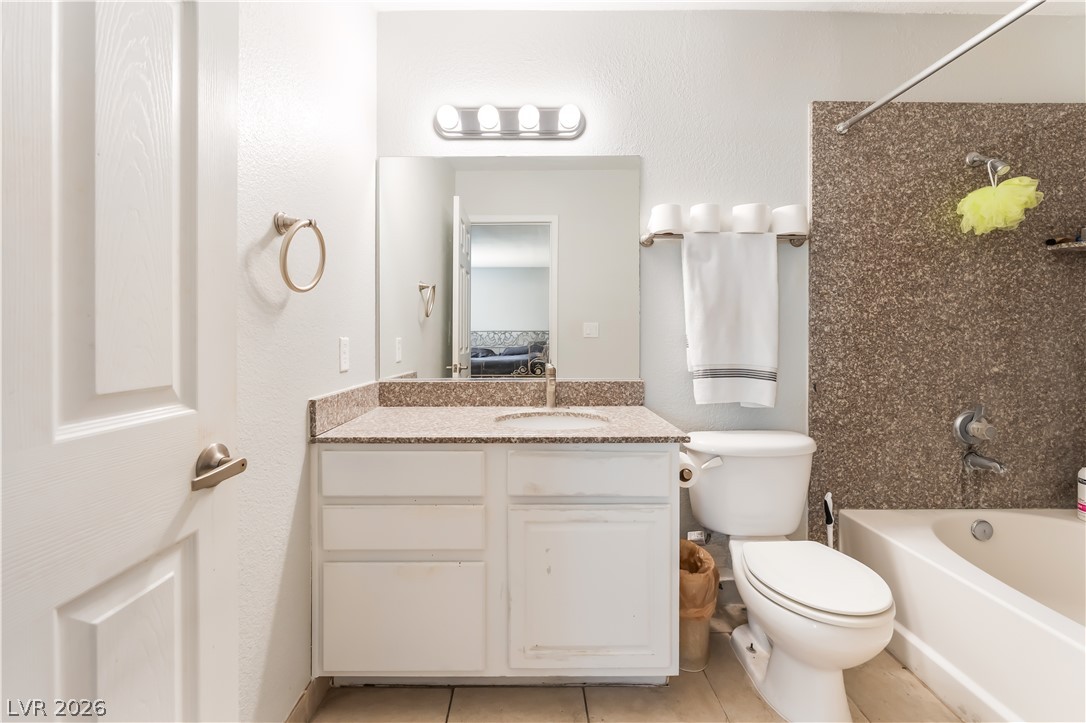 2451 North Rainbow Boulevard 1123 Property Photo 16