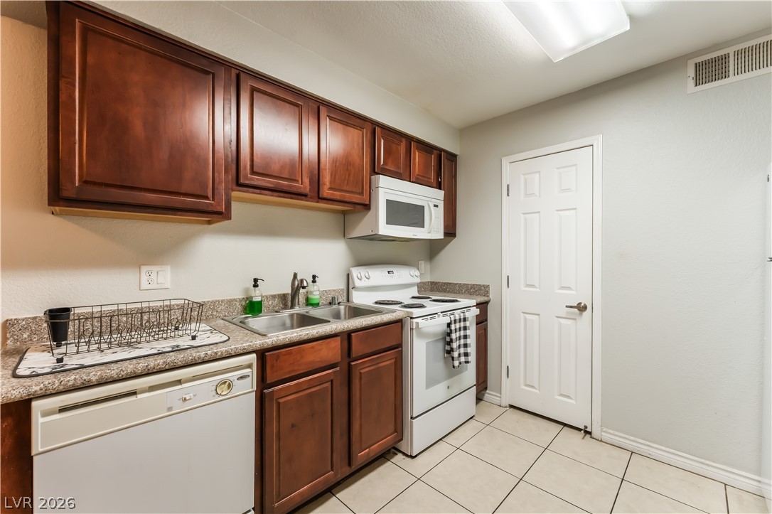 2451 North Rainbow Boulevard 1123 Property Photo 28