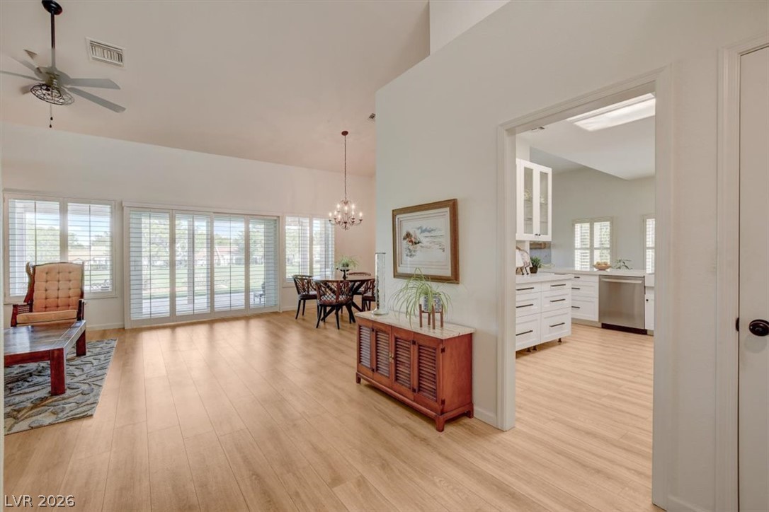 2900 Golfside Drive Property Photo 10