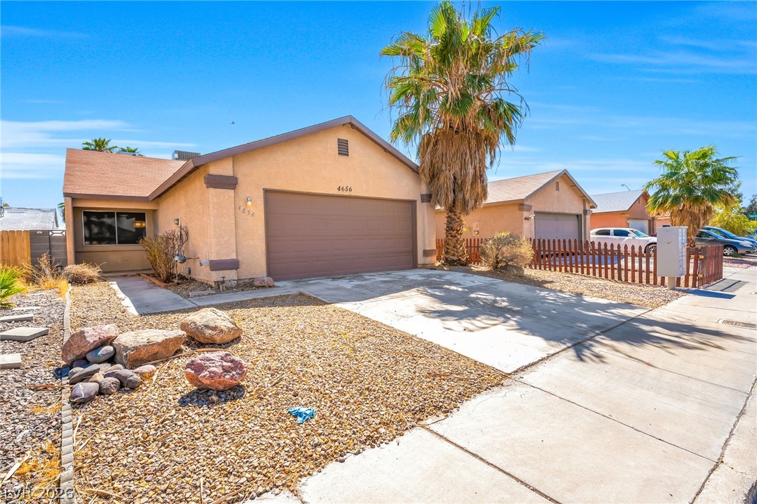 4656 Bumblebee Circle Property Photo 2