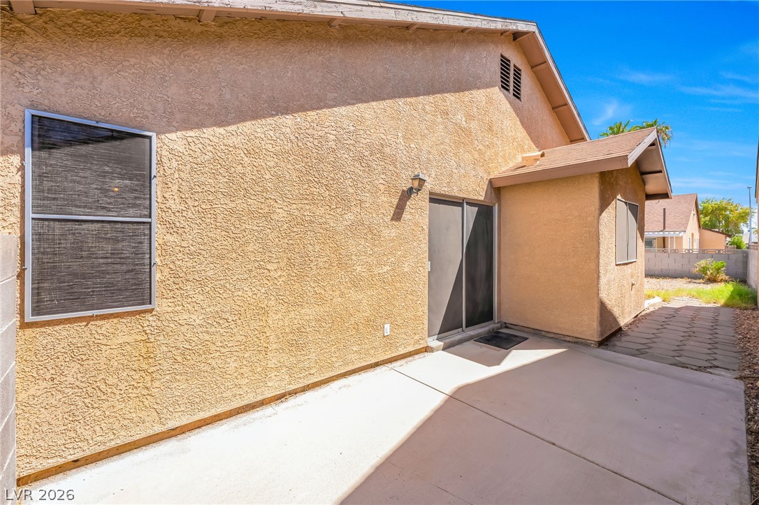 4656 Bumblebee Circle Property Photo 18