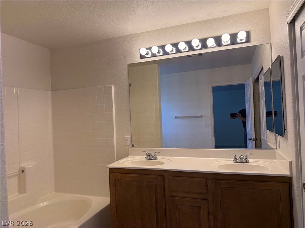 6503 Holyrod Park Court Property Photo 12
