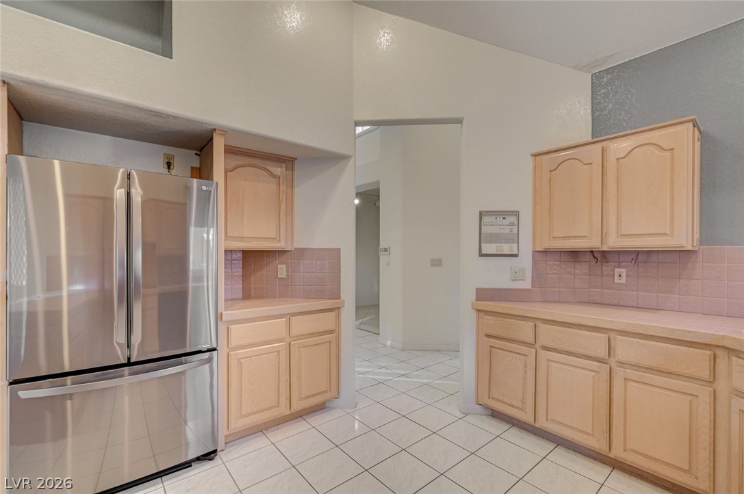 8236 Round Hills Circle Property Photo 8