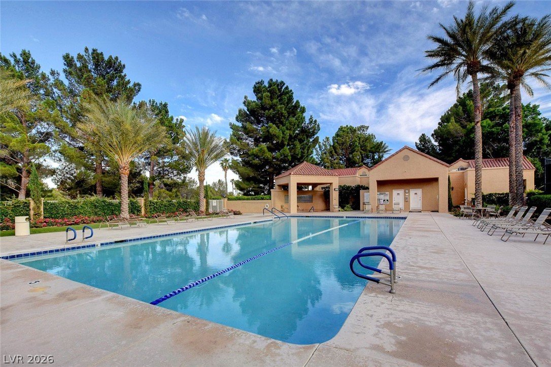 8236 Round Hills Circle Property Photo 27