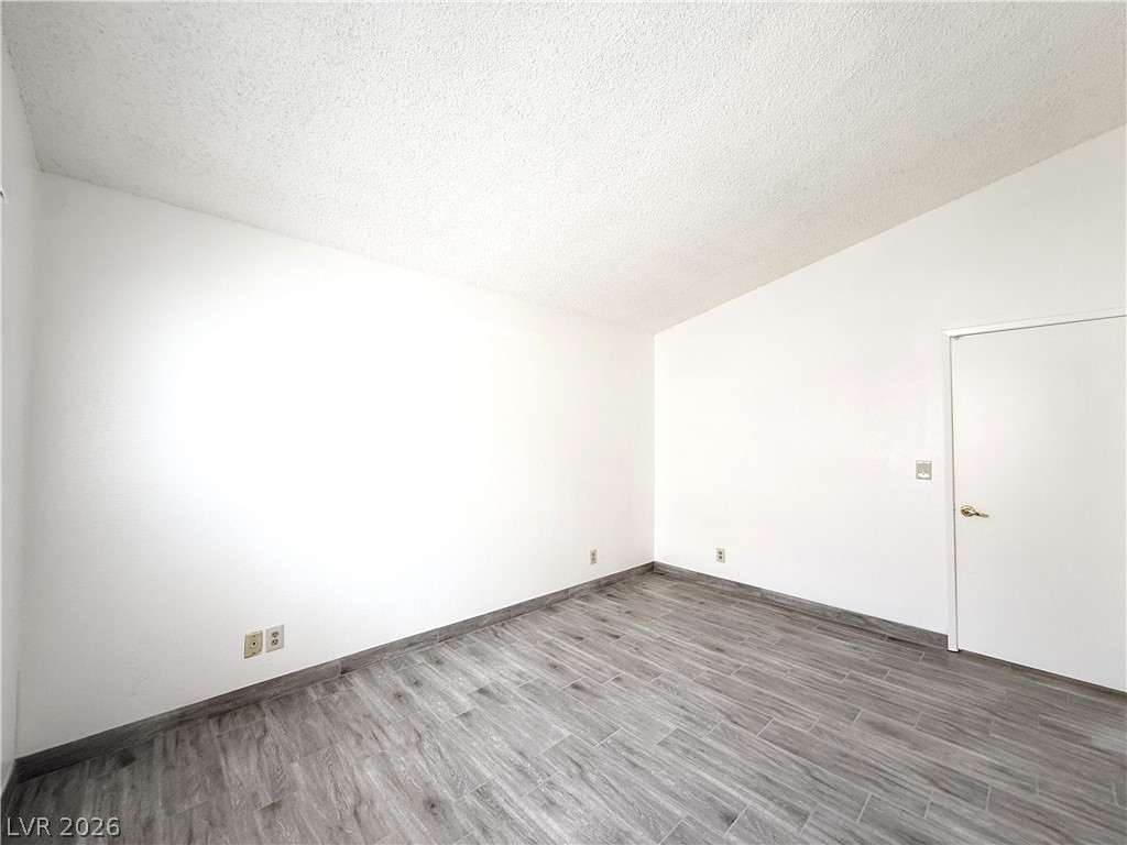 5625 Ballinger Drive Property Photo 7