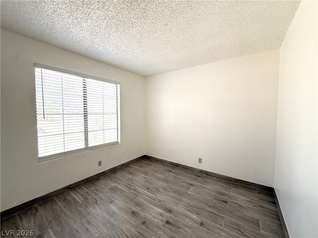 5625 Ballinger Drive Property Photo 11