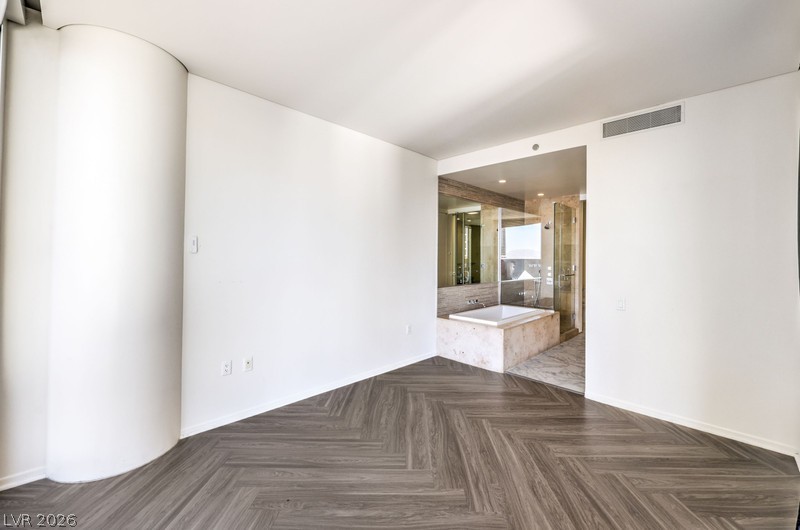 3726 Las Vegas Boulevard 811 Property Photo 7