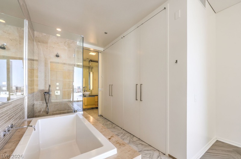 3726 Las Vegas Boulevard 811 Property Photo 14